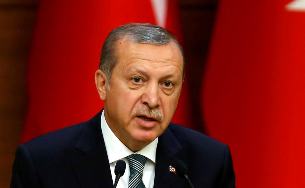 Erdogan propone subordinar las Fuerzas Armadas a la Presidencia