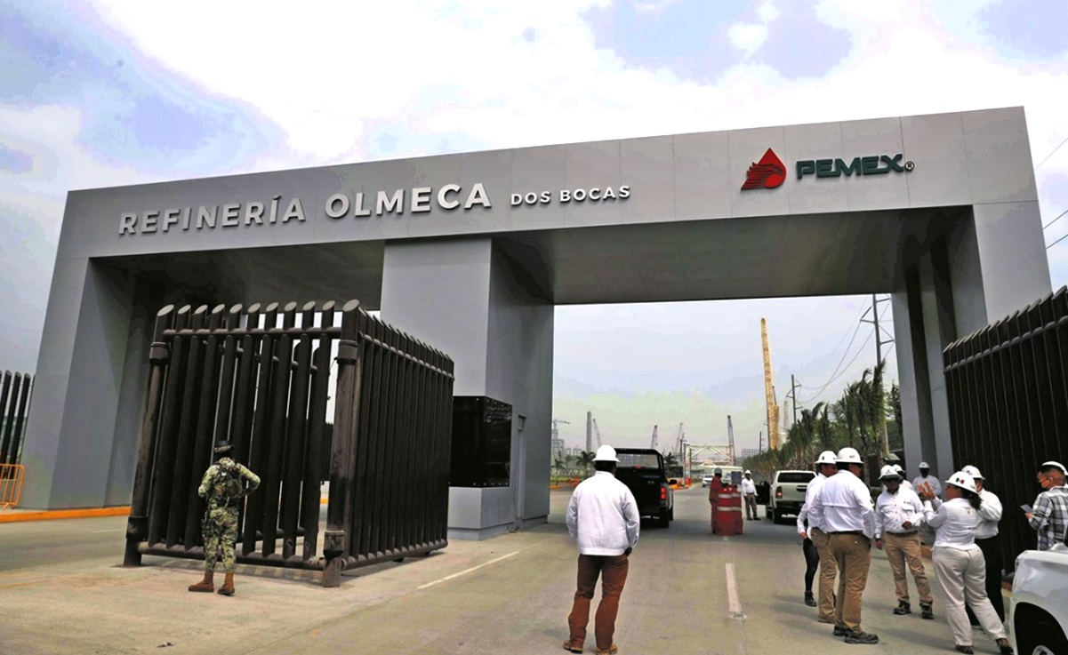 Director de Pemex promete que refinería de Dos Bocas comenzará a producir al 100% en agosto