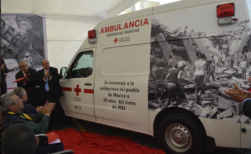 Reconoce Cruz Roja a socorristas que actuaron tras sismos del 85
