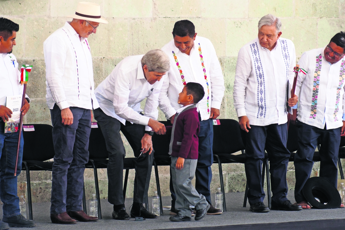 Veo sabiduría en liderazgo de AMLO: Kerry