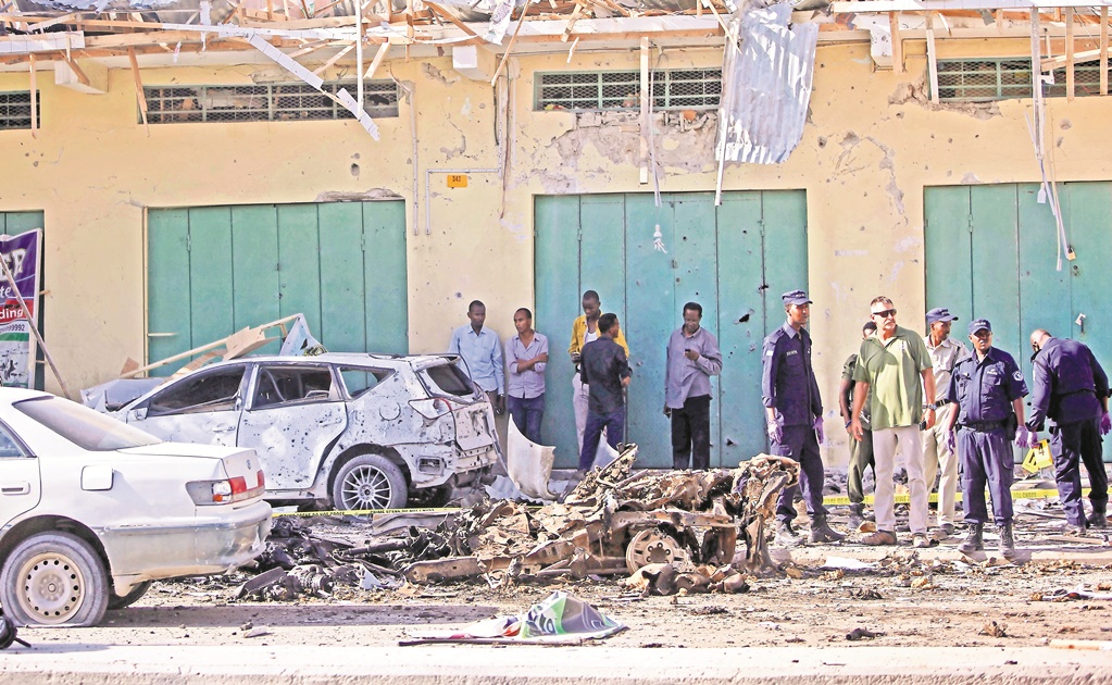 Mueren 18 por doble atentado terrorista en Somalia