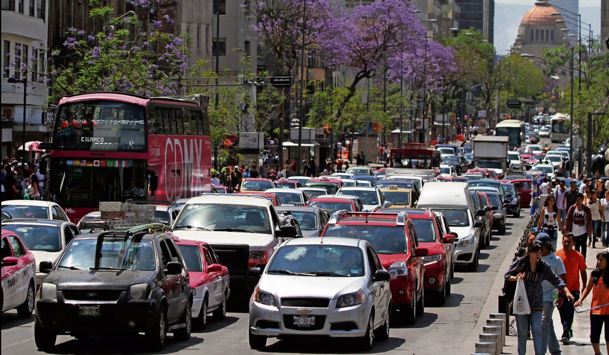 ¿Qué autos no circulan este sábado 18 de diciembre?