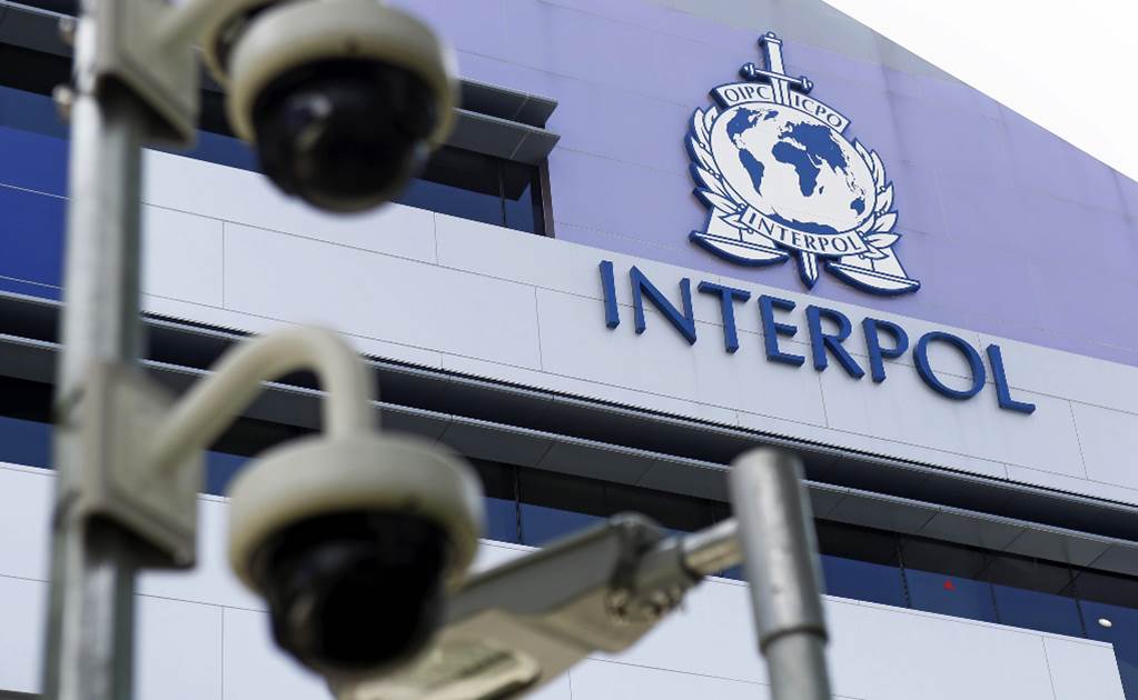 Interpol premia a autoridades de México por su ayuda para capturar a 2 de los fugitivos “más buscados”