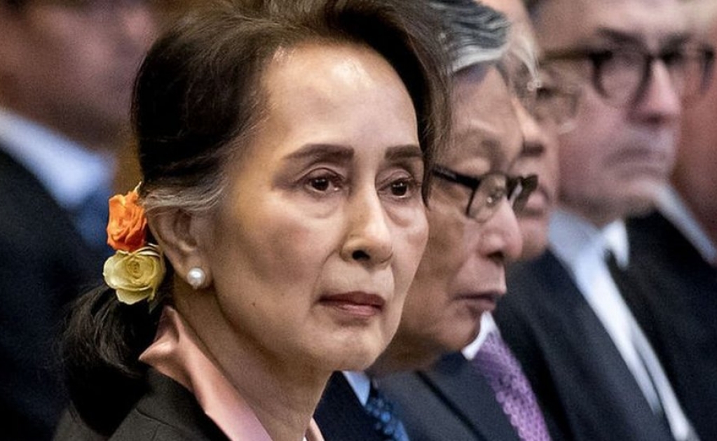 Premio Nobel de la Paz Suu Kyi es condenada a cuatro años de prisión en Birmania