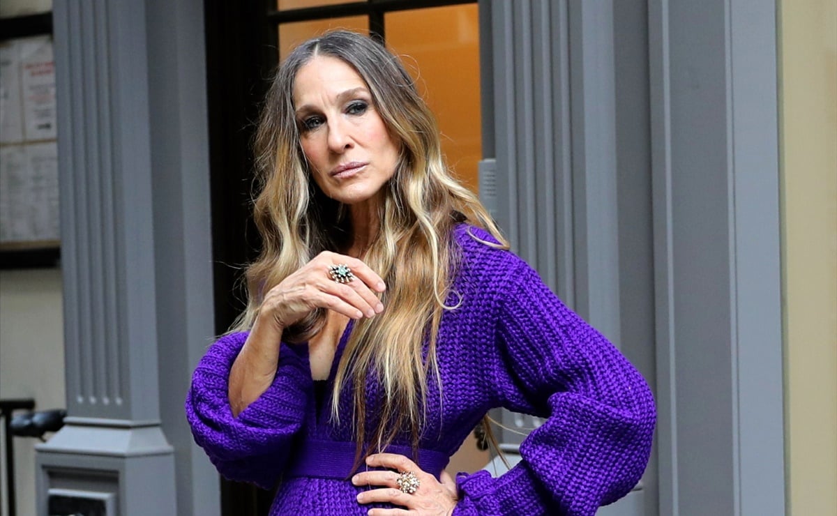 Sarah Jessica Parker sufre accidente de vestuario y revela 'de más'