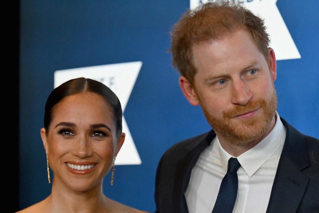 Meghan Markle y príncipe Harry, ¿reaccionan a error en foto de Kate Middleton?