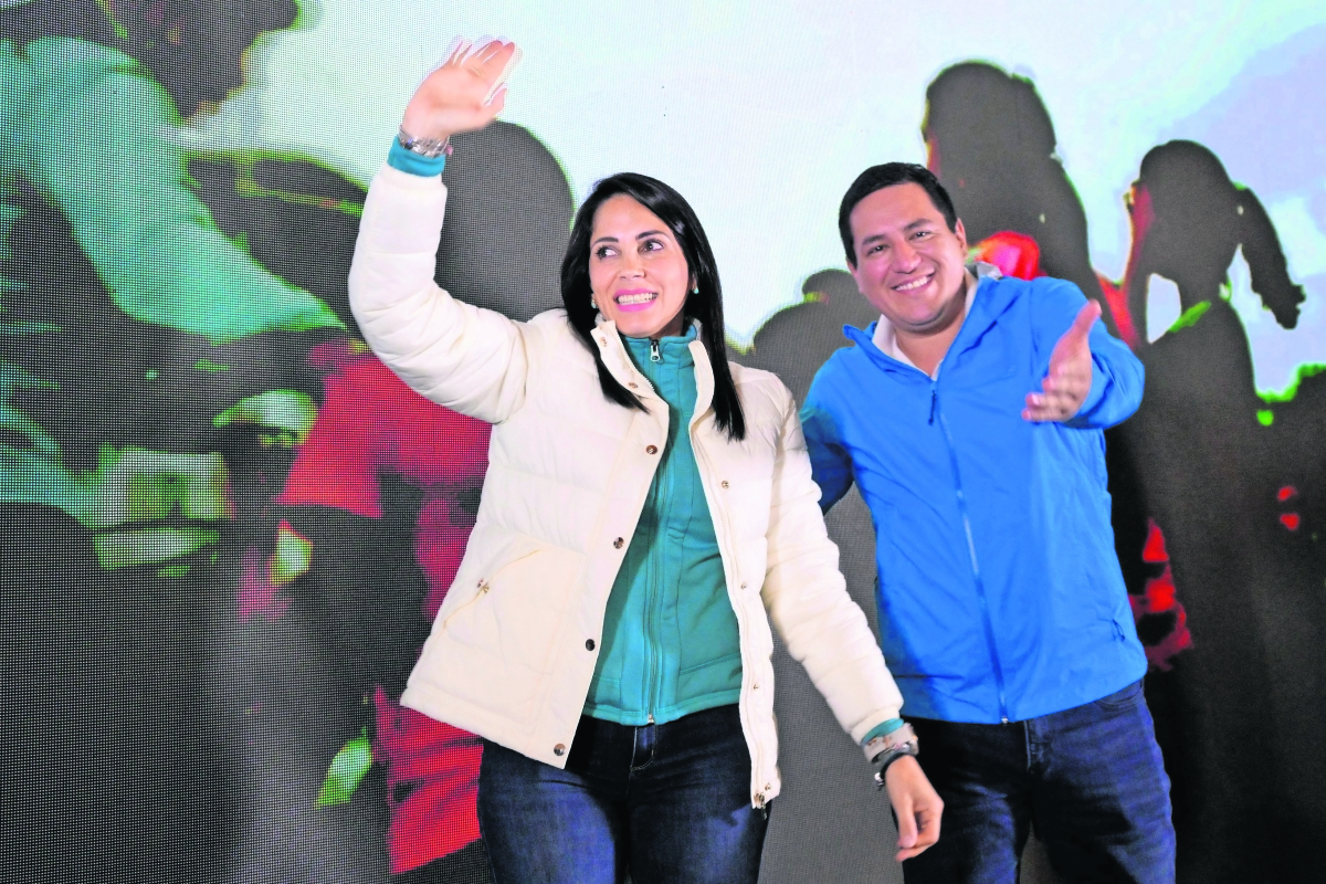 Luisa González, la recia candidata que arropa la vuelta del correísmo al poder en Ecuador