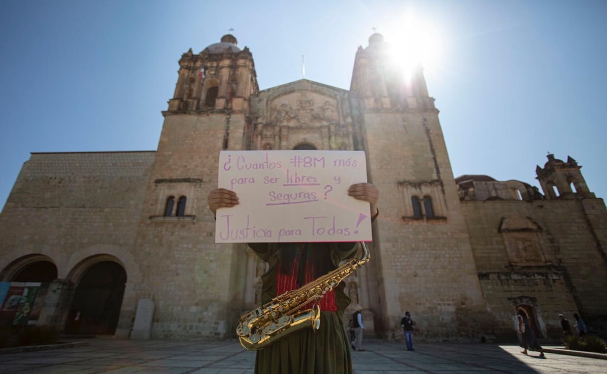 Muere en prisión de Oaxaca atacante de saxofonista María Elena, a quien le roció ácido