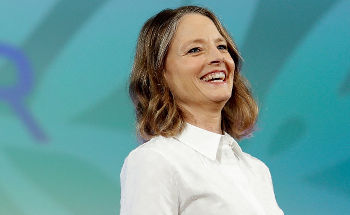 Jodie Foster elogia en Cannes el cine feminista de Almodóvar