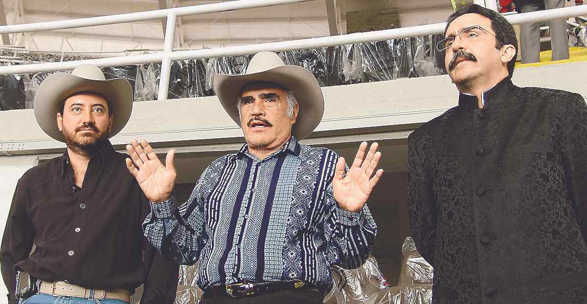 El hijo de Vicente Fernández que, dicen, se casó con su prima hermana