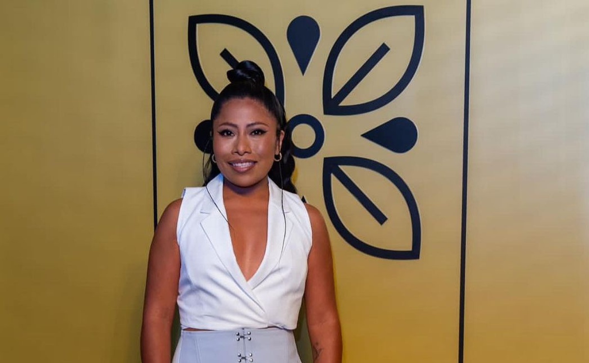 Yalitza Aparicio deslumbra con vestido semitransparente de lunares