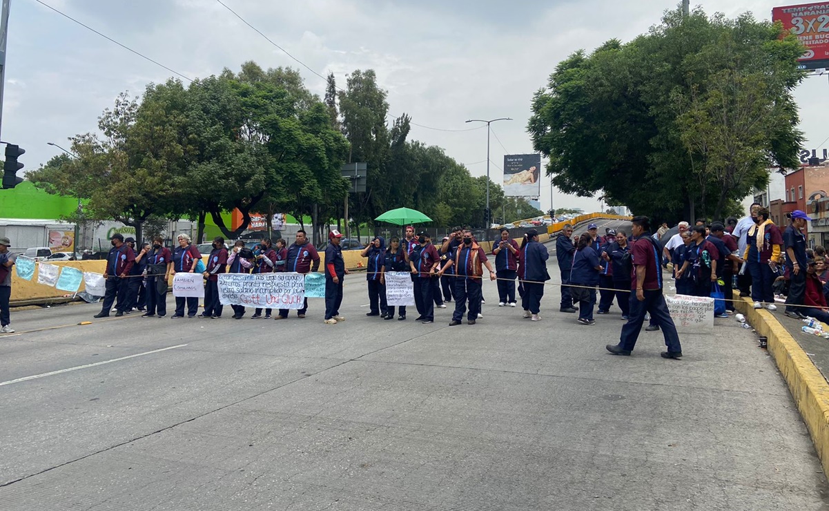 Suma más de 7 horas el bloqueo de trabajadores del IPN en distintas vialidades; liberan parcialmente Circuito Interior