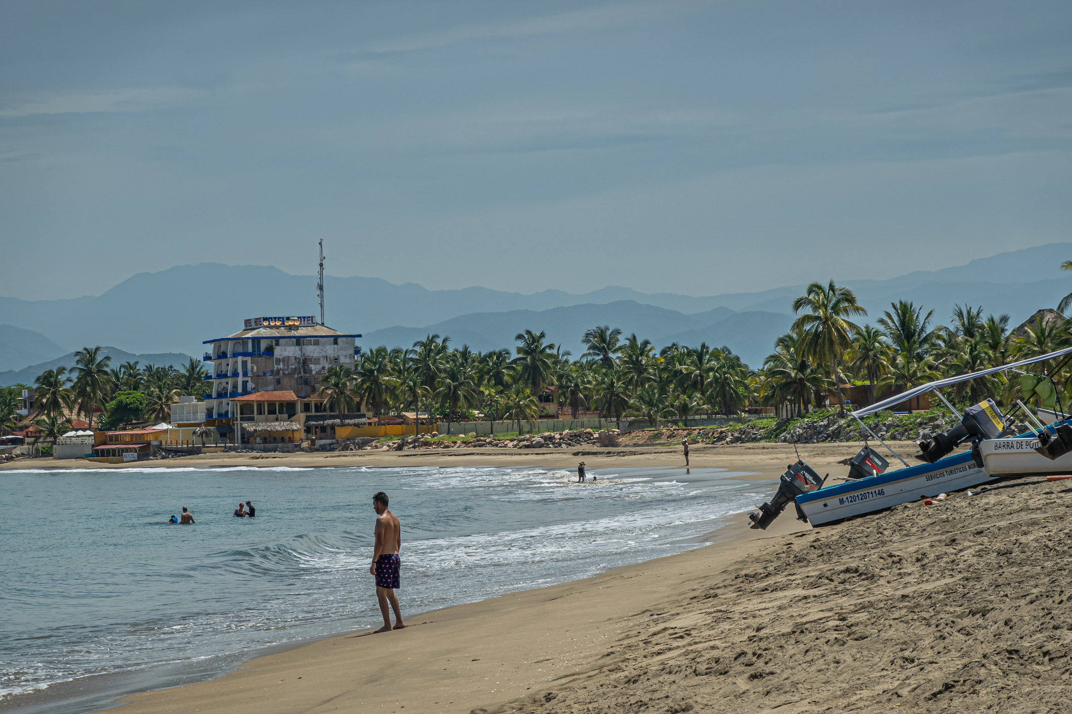 Turista belga muere tras ataque de tiburón o cocodrilo en  Playa Quieta de Ixtapa