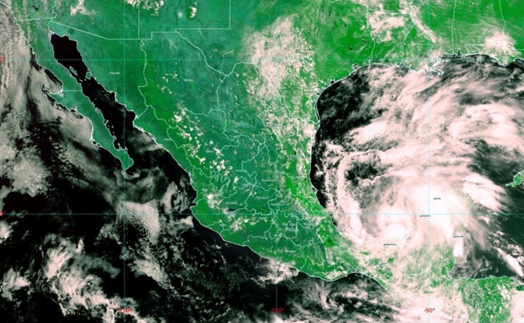 Tropical storm Cristobal poses flood threat to south Mexico