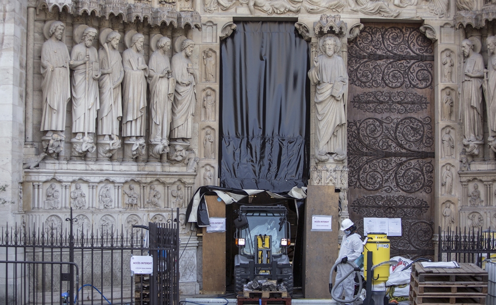 La estructura de Notre Dame está a salvo: Villeneuve