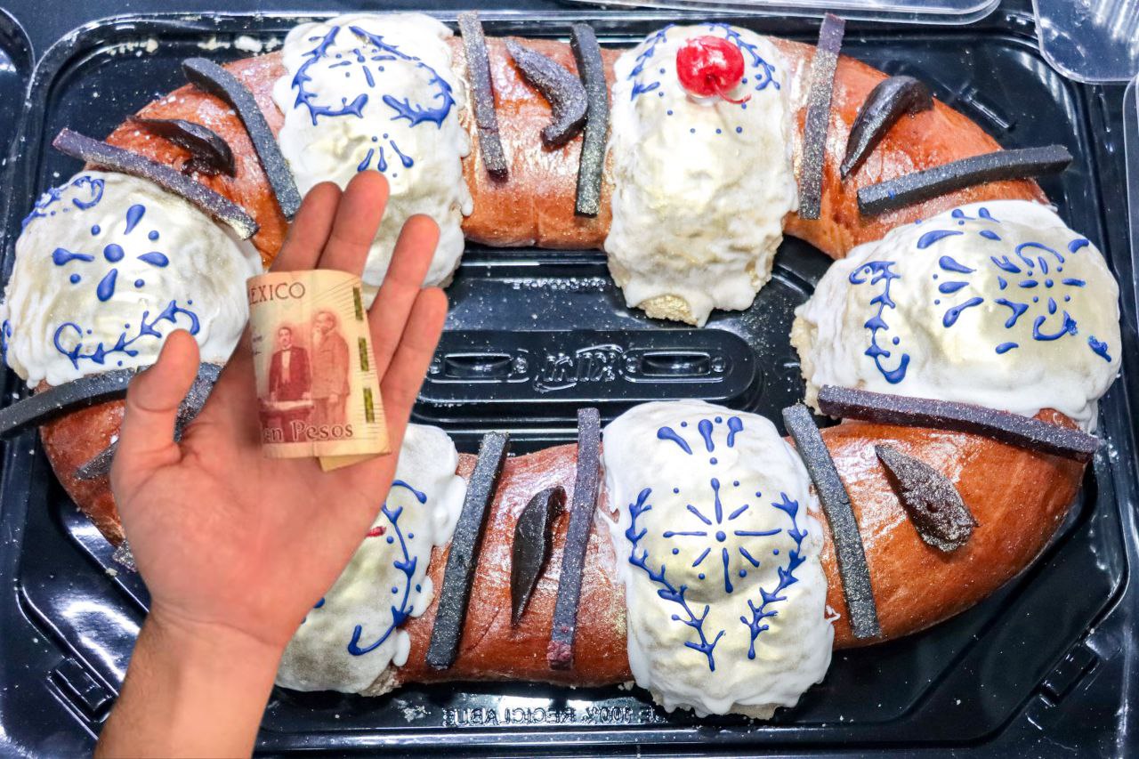 Qué hacer con los muñecos que salen en la Rosca de Reyes | El Universal ...