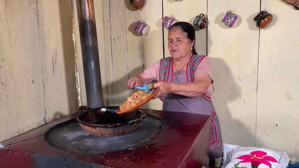 De mi Rancho a tu Cocina: La cena de carne y verduras preparada por Doña Ángela