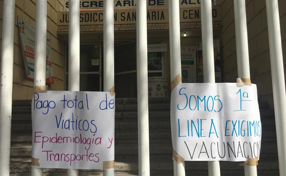 Trabajadores que realizan pruebas Covid en Guerrero piden que también los vacunen 
