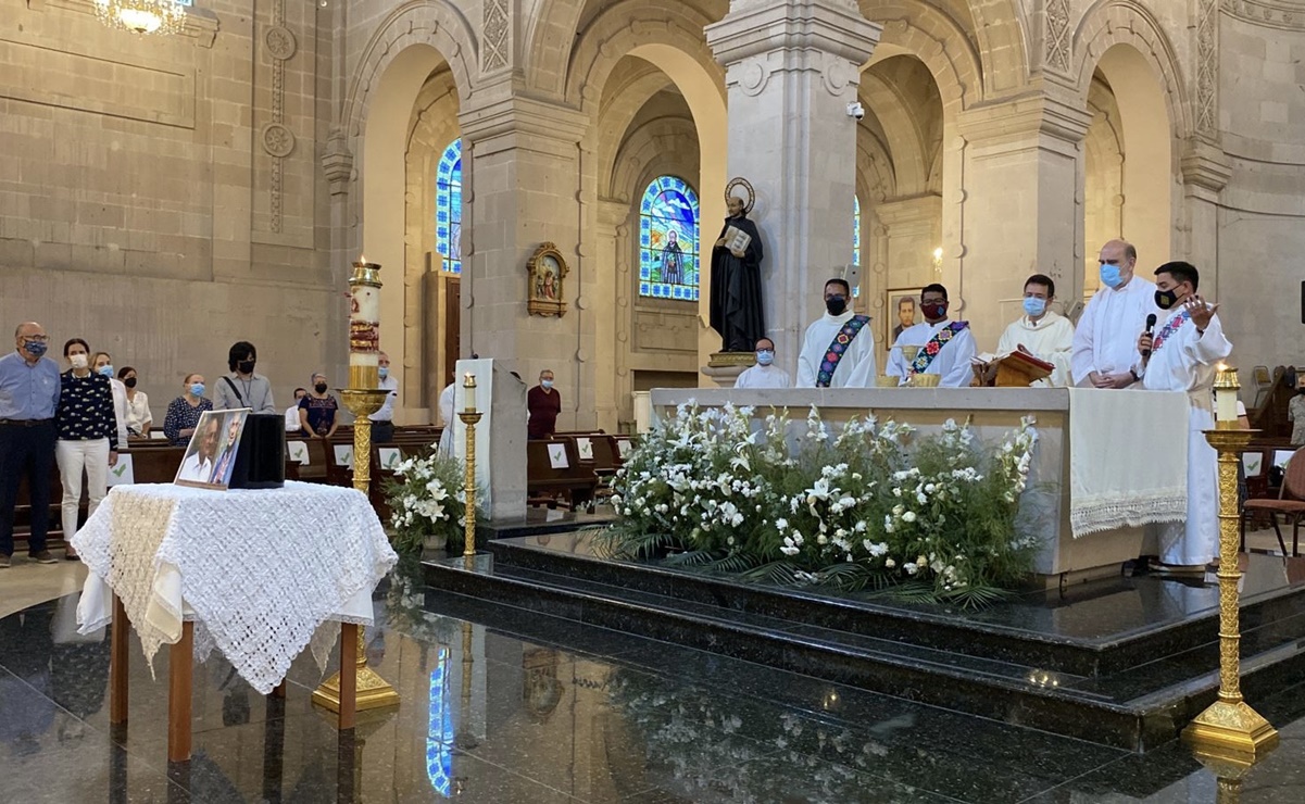 Realizan misa en honor a sacerdotes jesuitas asesinados en Chihuahua
