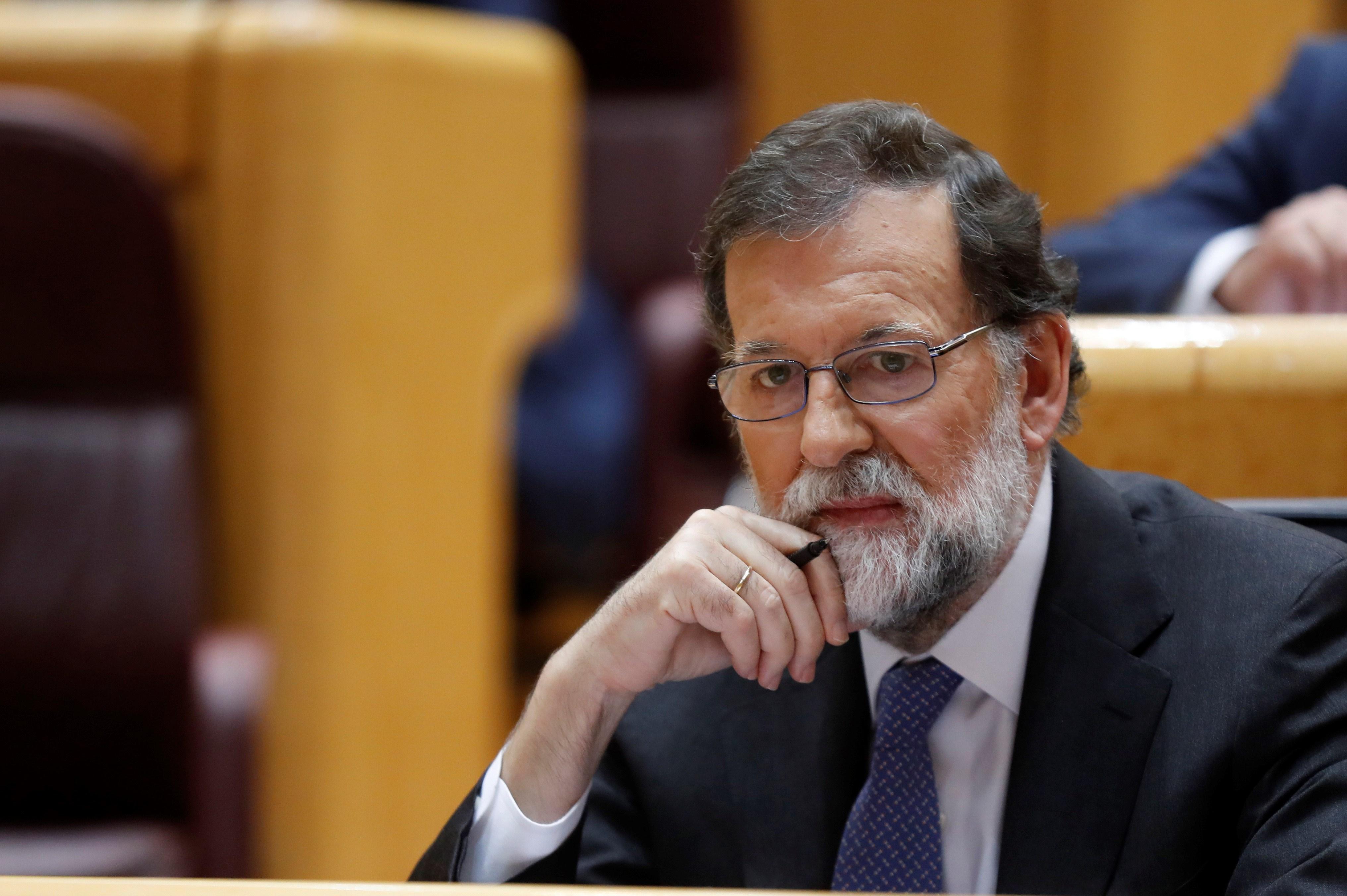Senado español modifica medidas de Rajoy para intervenir Cataluña