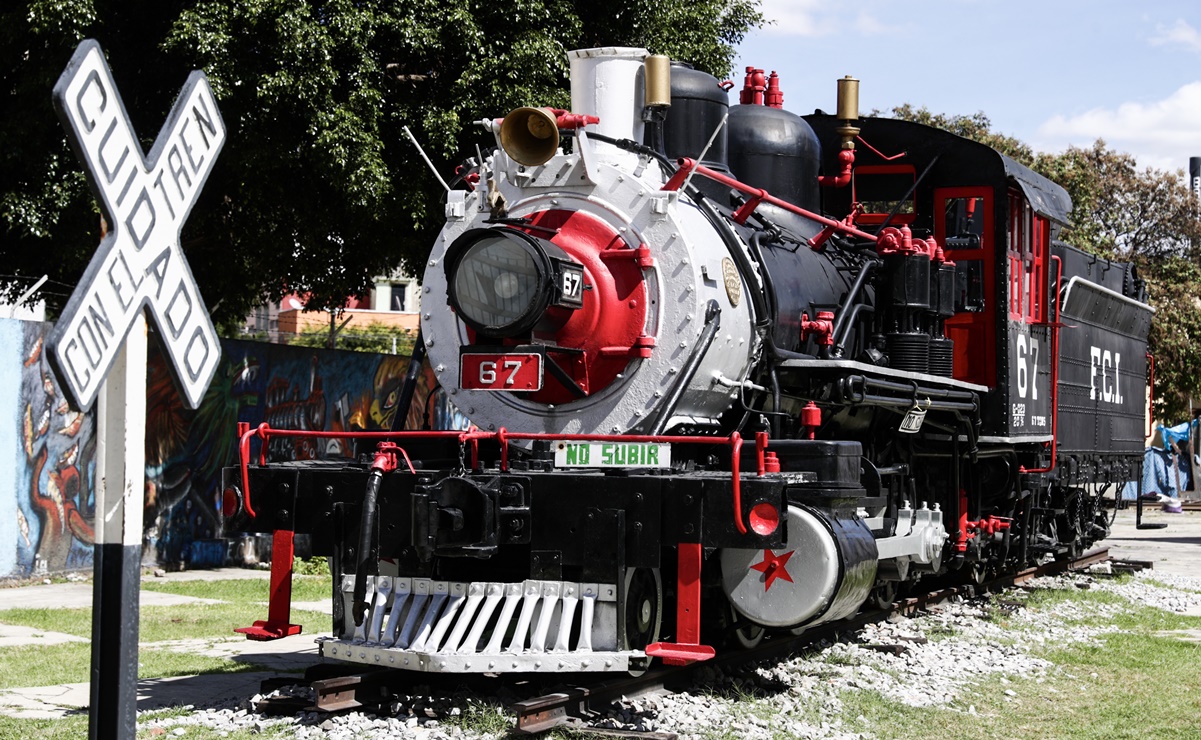 La locomotora "Petra" será trasladada al Zócalo capitalino hoy en la noche 