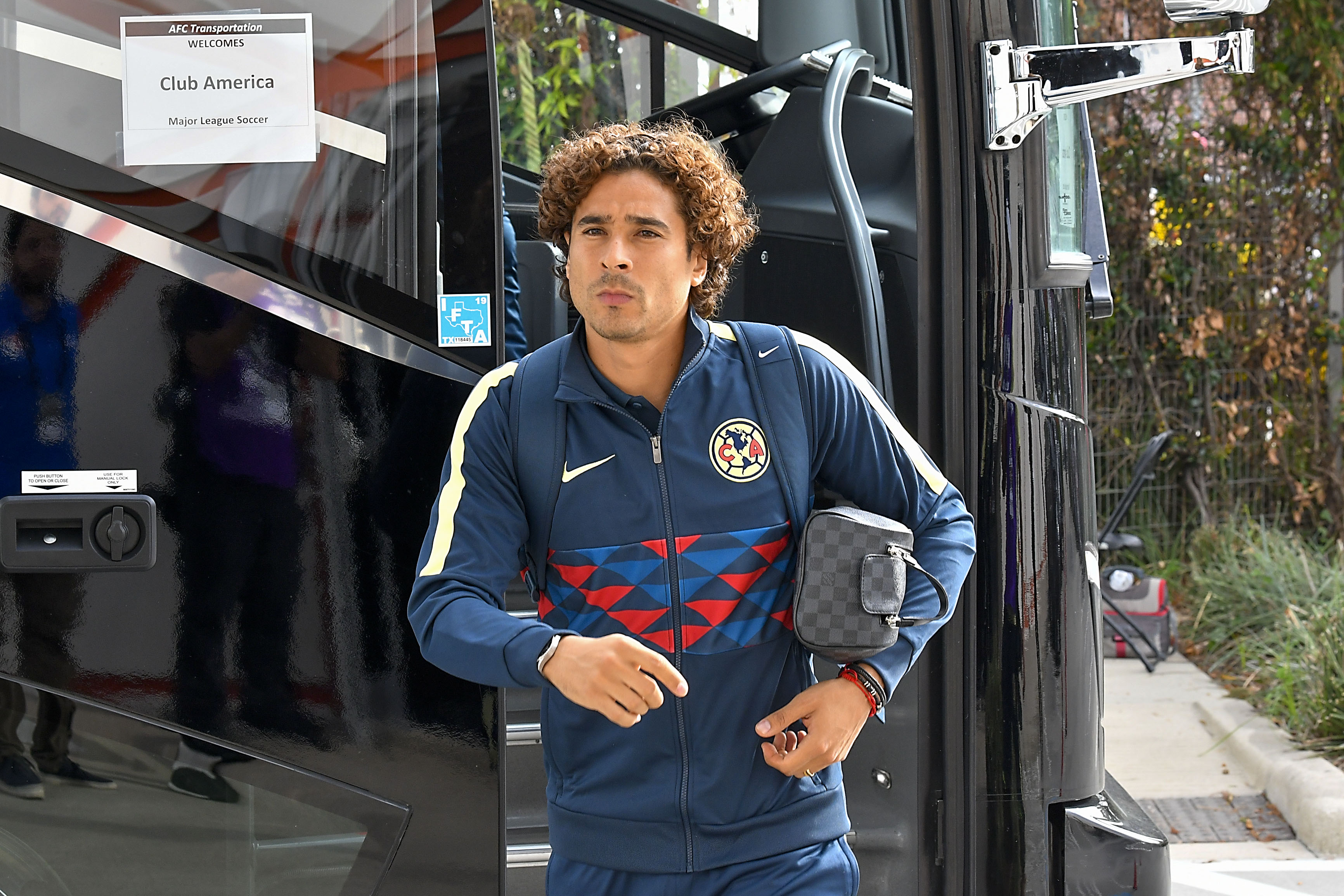 Guillermo Ochoa debutará frente a Tigres en el Volcán