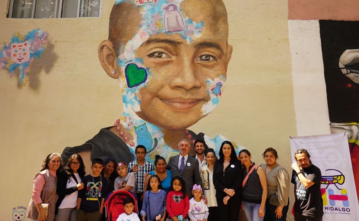 Embajada de Italia presenta mural para concientizar el cáncer infantil en la Miguel Hidalgo