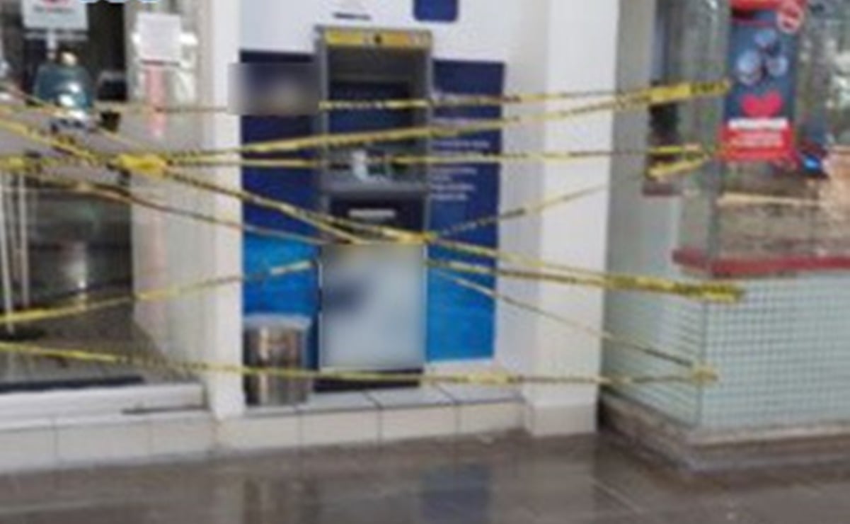 Arrestan a sujeto en flagrancia; colocaba trampa en cajero automático en centro comercial de GAM