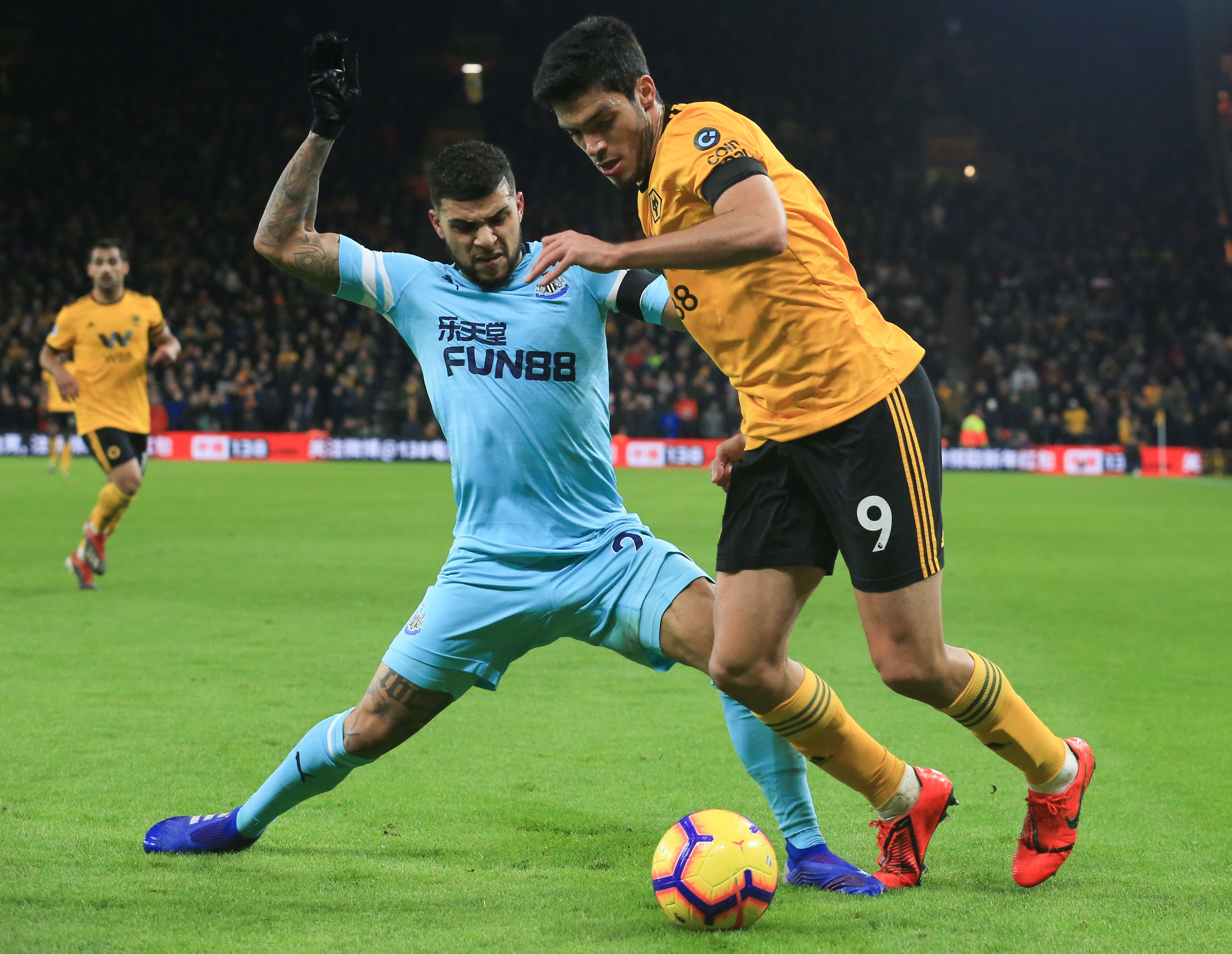 Raúl Jiménez y los Wolves empatan con el Newcastle