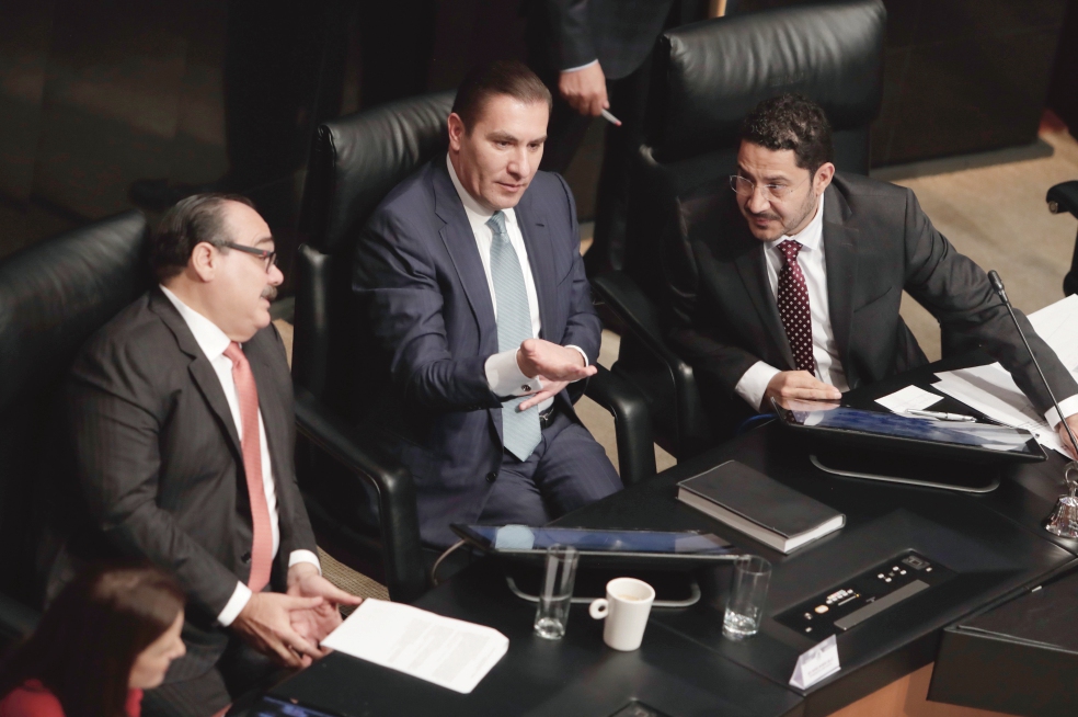 Senado reparte las 45 comisiones 