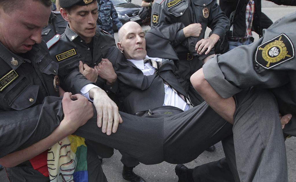 Denuncian "campos de concentración" para gays en Chechenia