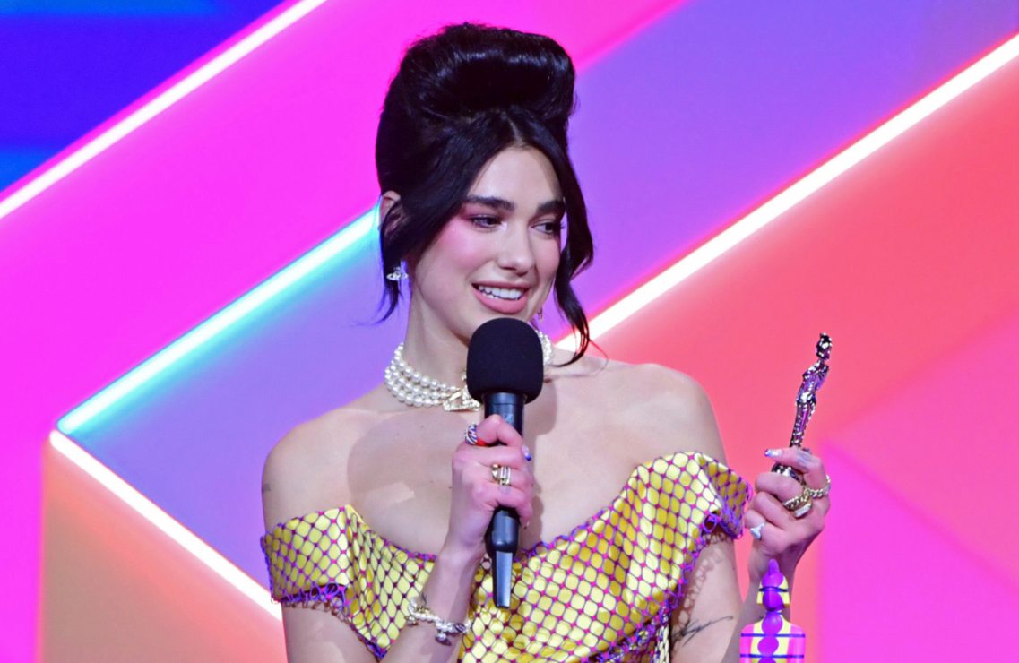 El sensual vestido de Dua Lipa en los BRIT Awards 2021