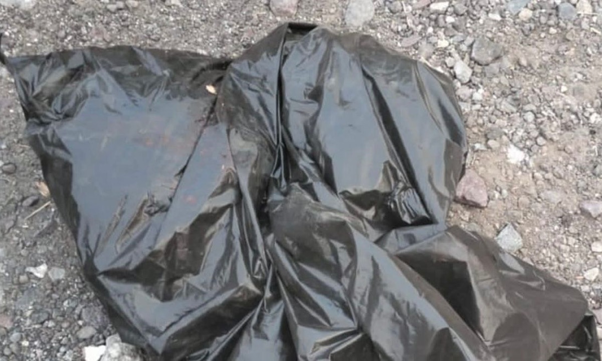 Abandonan cuerpos decapitados de 2 personas en Apatzingán