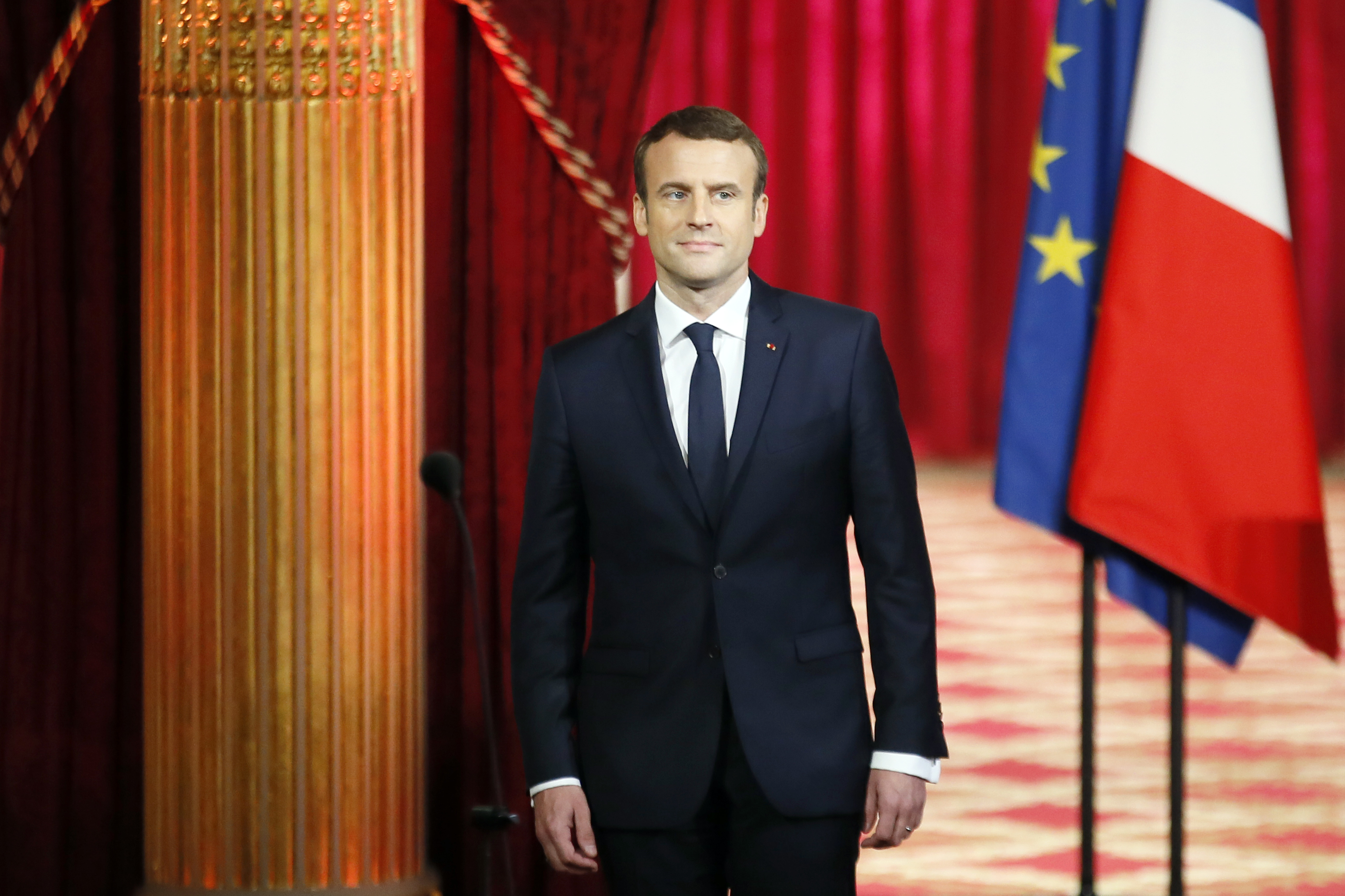 Macron asume la Presidencia de Francia