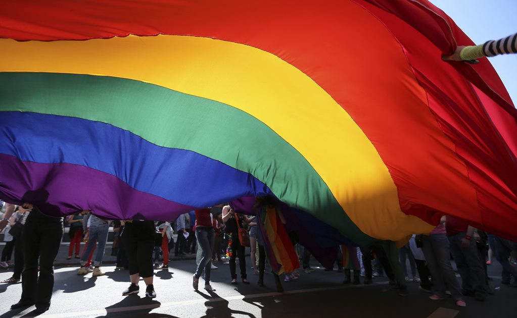 Iglesia protestante de Austria se abre al matrimonio homosexual