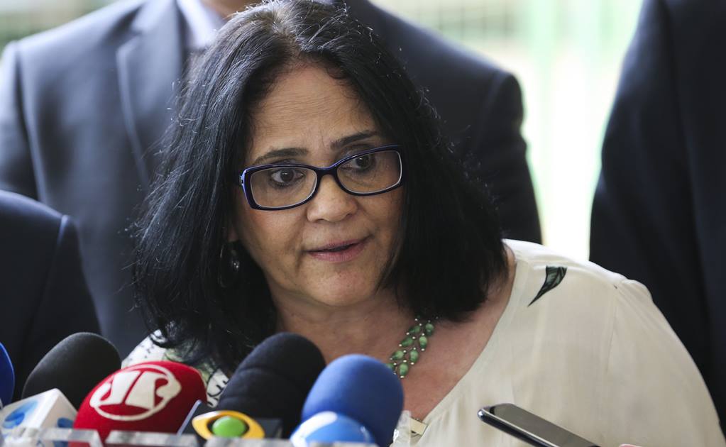 Ministra de Brasil dice que “Frozen” enseña a las niñas a ser lesbianas