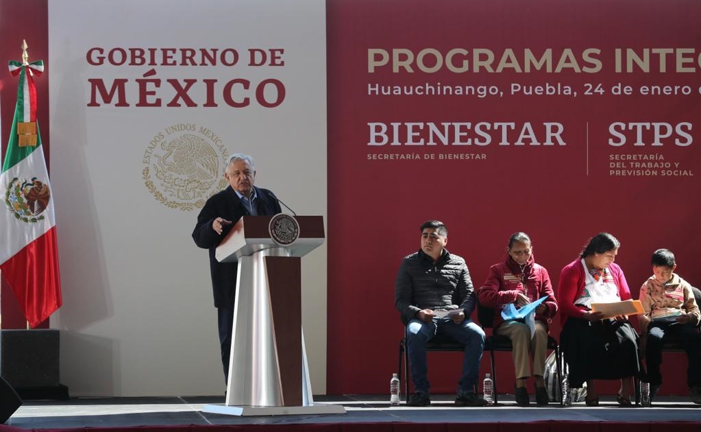 Pide López Obrador en Puebla erradicar el fraude electoral 