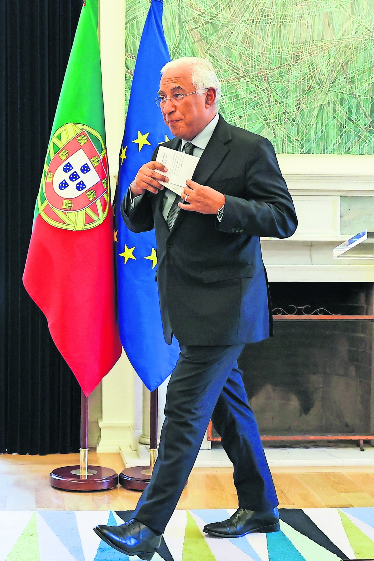 Renuncia premier de Portugal por caso de corrupción