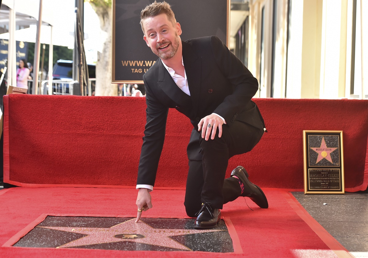 ¡Macaulay Culkin, de "Mi pobre angelito", ya tiene su estrella en el Paseo de la Fama!