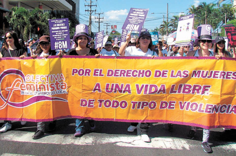Feminicidios azotan a Centroamérica
