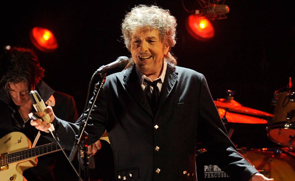 Bob Dylan anuncia nombre y fecha de su nuevo disco