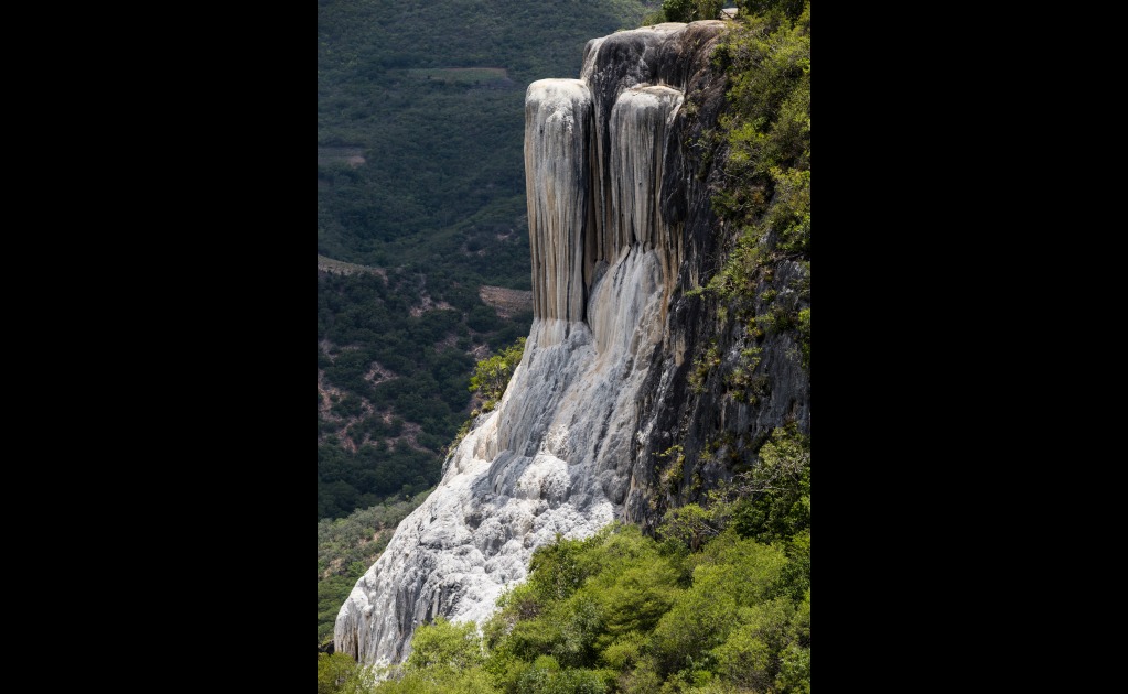 ¿Por qué son tan asombrosas las cascadas petrificadas de Hierve el Agua?