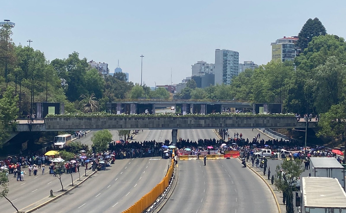 Después de 4 horas, manifestantes retiran bloqueo de Circuito Interior 