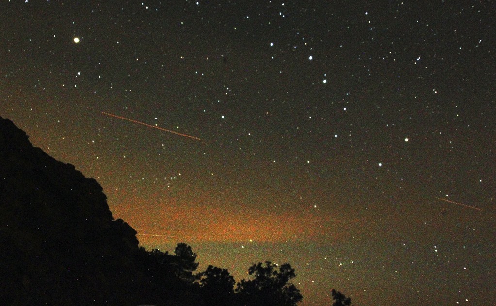 ¿Por qué ocurren las lluvias de estrellas?