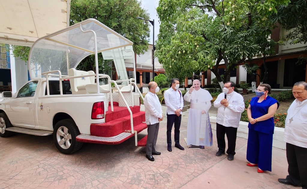 Gobierno de Chiapas dona el "papa móvil" a la Arquidiócesis de Tuxtla Gutiérrez