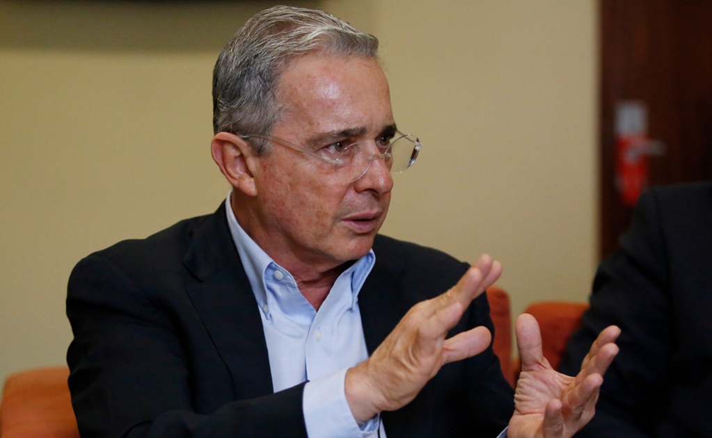 Colombia: Piden investigar a Álvaro Uribe por masacre
