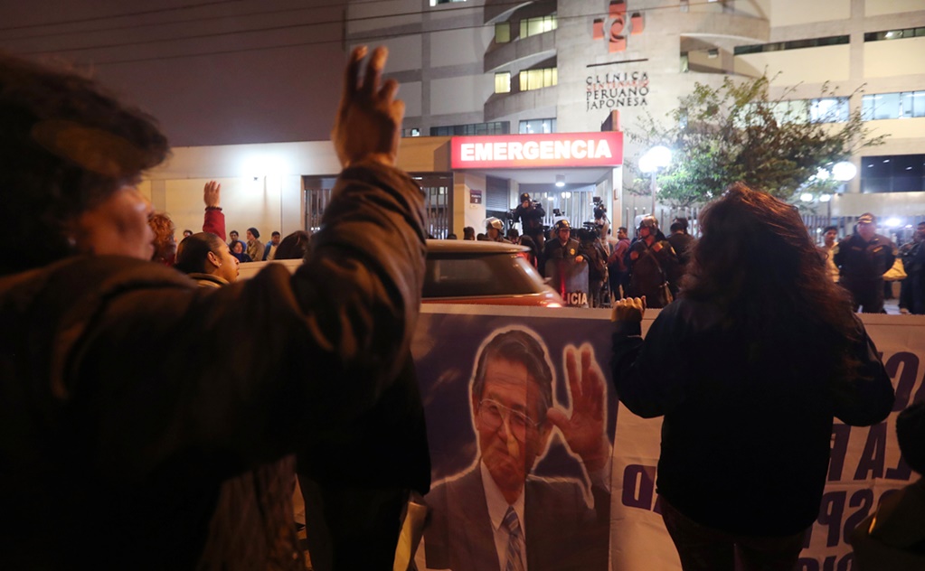 Tras anulación de indulto, hospitalizan a Fujimori por descompensación