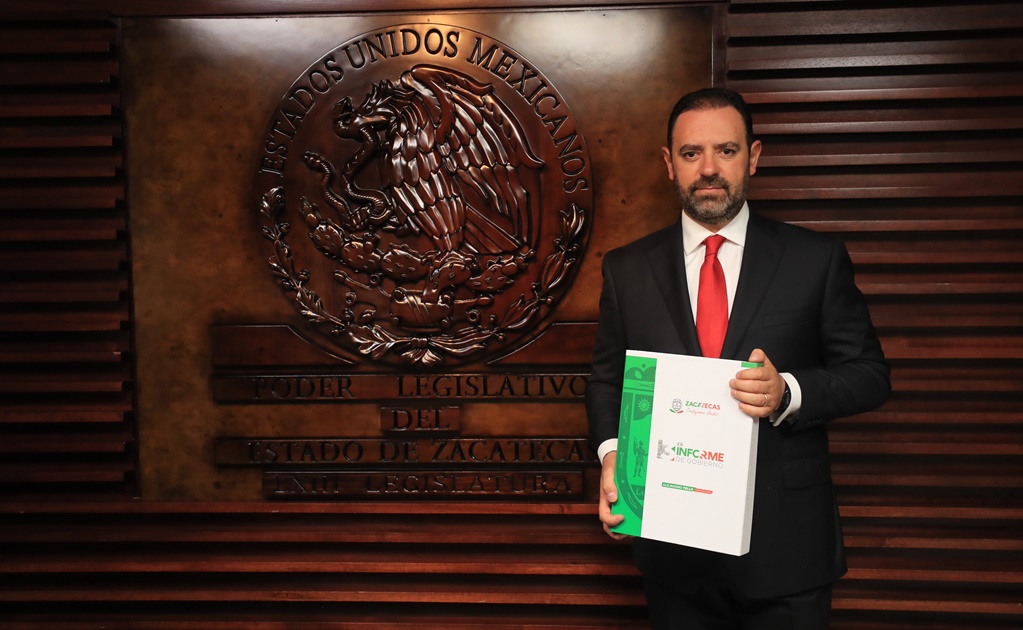 Entre criticas y exhortos, gobernador de Zacatecas entrega su tercer informe de gobierno