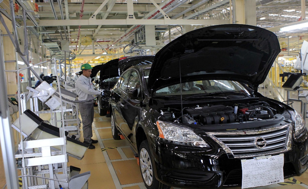 Nissan to halt Mexico car production over COVID-19