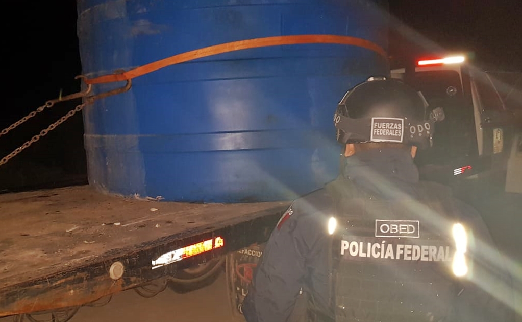 Huachicoleros entierran contenedores con combustible en Hidalgo